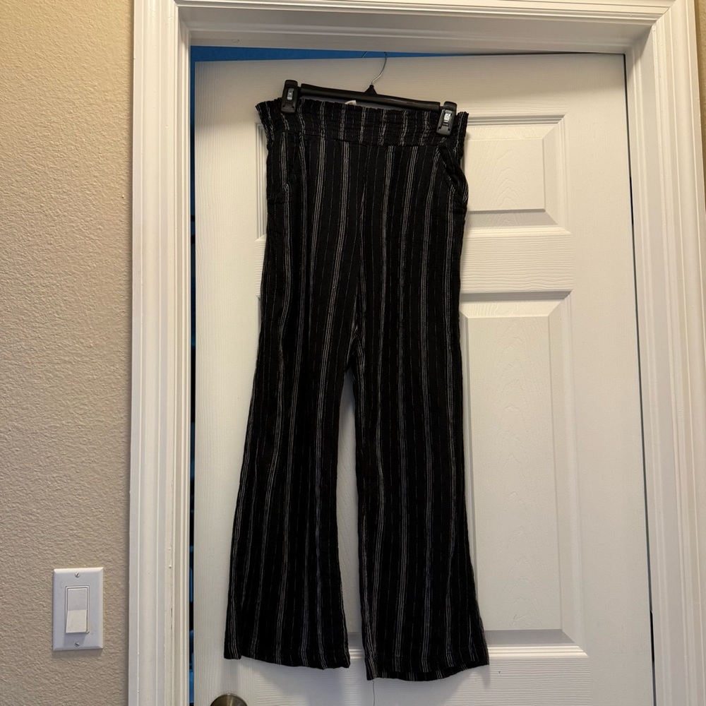 Billabong Black and White Striped pants